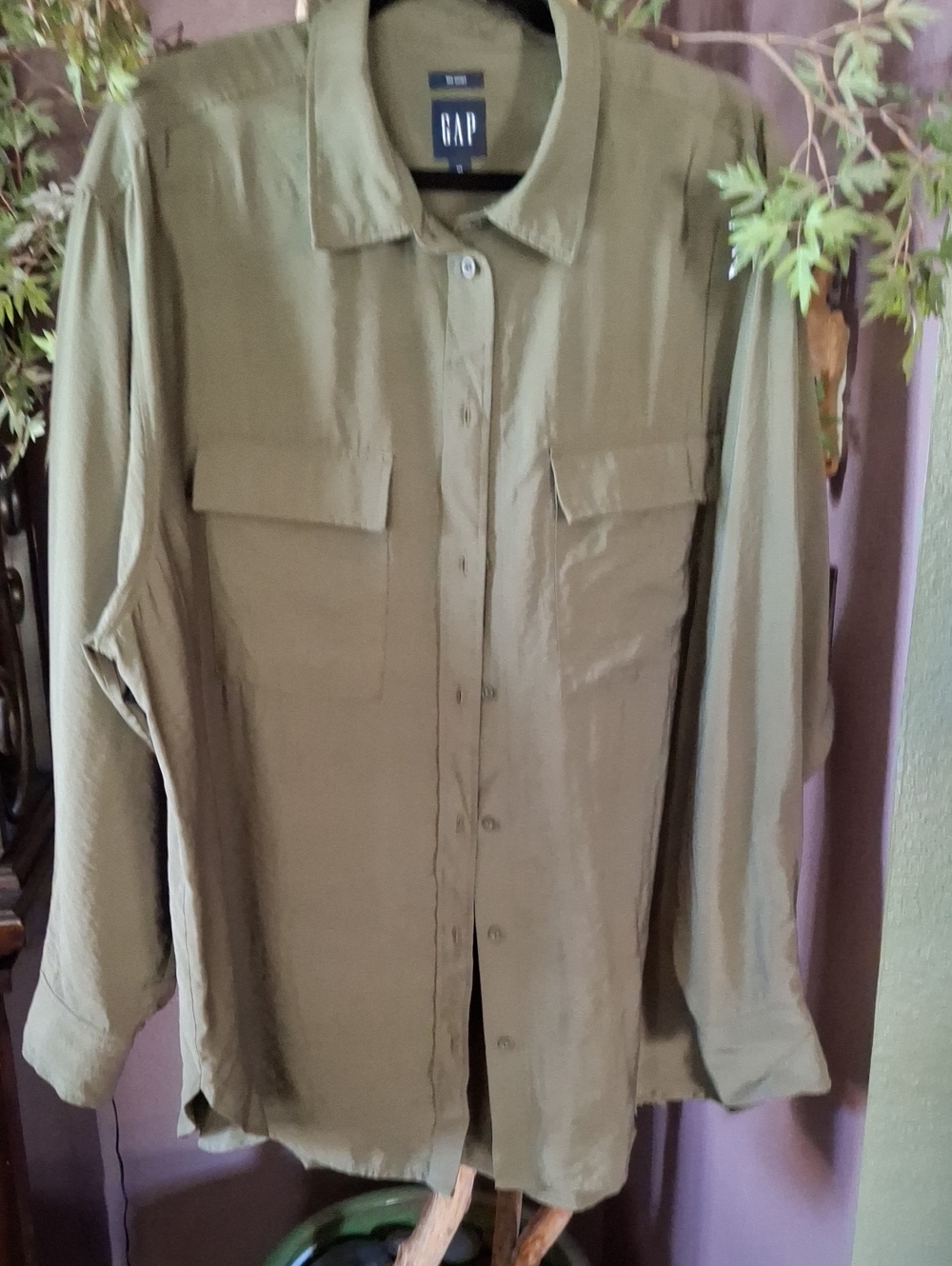 GAP Women's "Big Shirt"  Long-Sleeve Button-Down Shirt - Olive